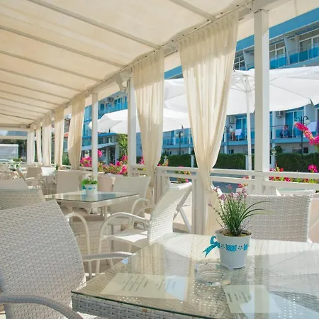 Eskada 3* Achtopol