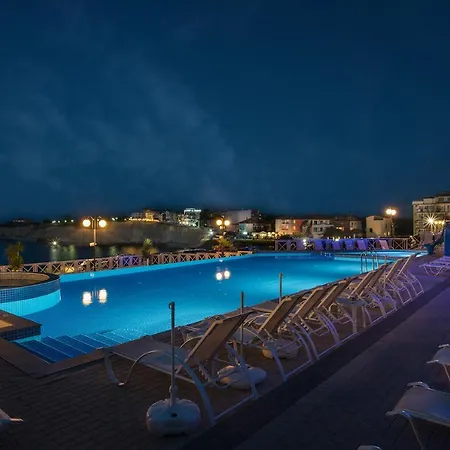 Eskada Hotel