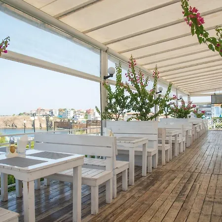 Hotel Eskada Achtopol