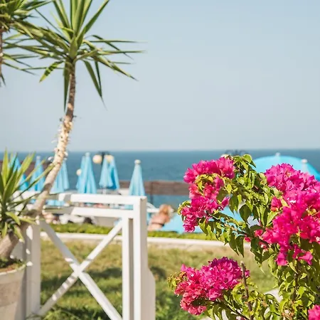 Hotel Eskada 3*