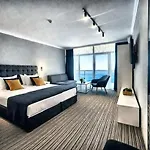 Eskada Hotel 3*