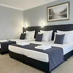 Eskada 3*