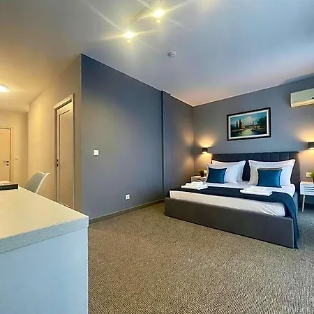 Otel Eskada - Free Parking Ahtopol