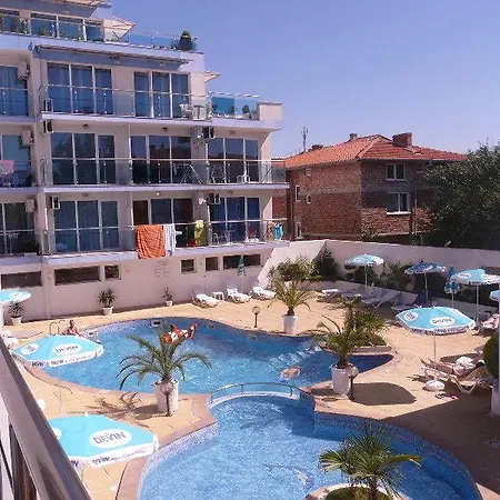 Otel Eskada - Free Parking 3*