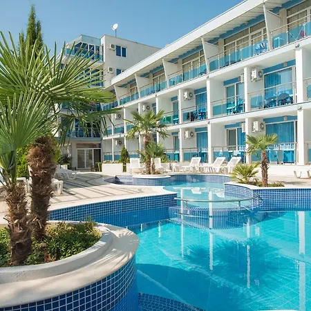 Хотел Eskada - Free Parking 3*